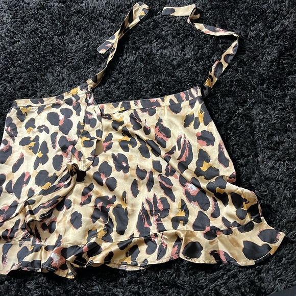 NASTY GAL Leopard Mini Wrap Skirt NWOT - Picture 6 of 7